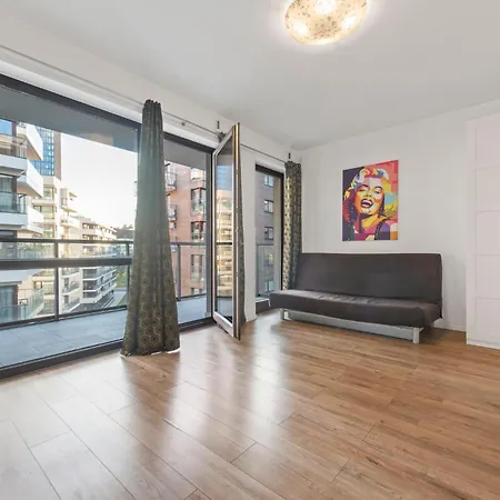 Lovely Studio. Good Location. * Warszawa