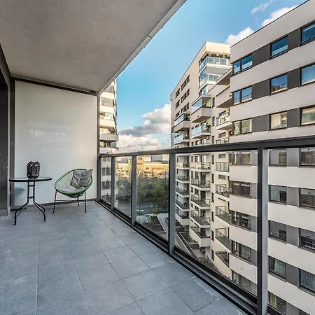 Apartament Lovely Studio. Good Location. *